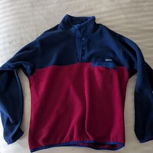 Patagonia Navy and Burgundy Fleece Pullover